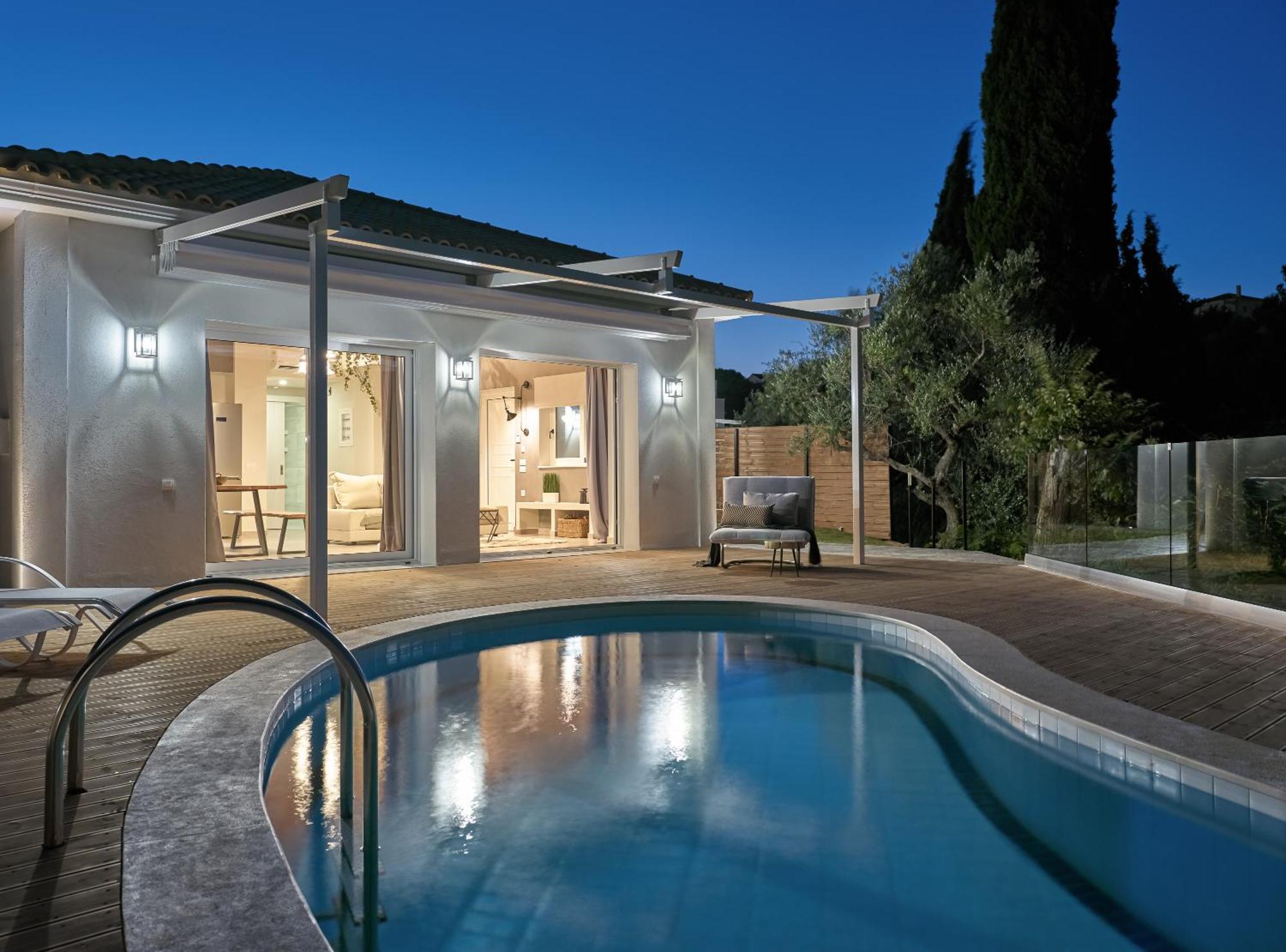 Chris & Jo Villas, Enchanting Escapes, With Heated Pools & Seaviews By Thinkvilla مدينة زاكينثوس المظهر الخارجي الصورة
