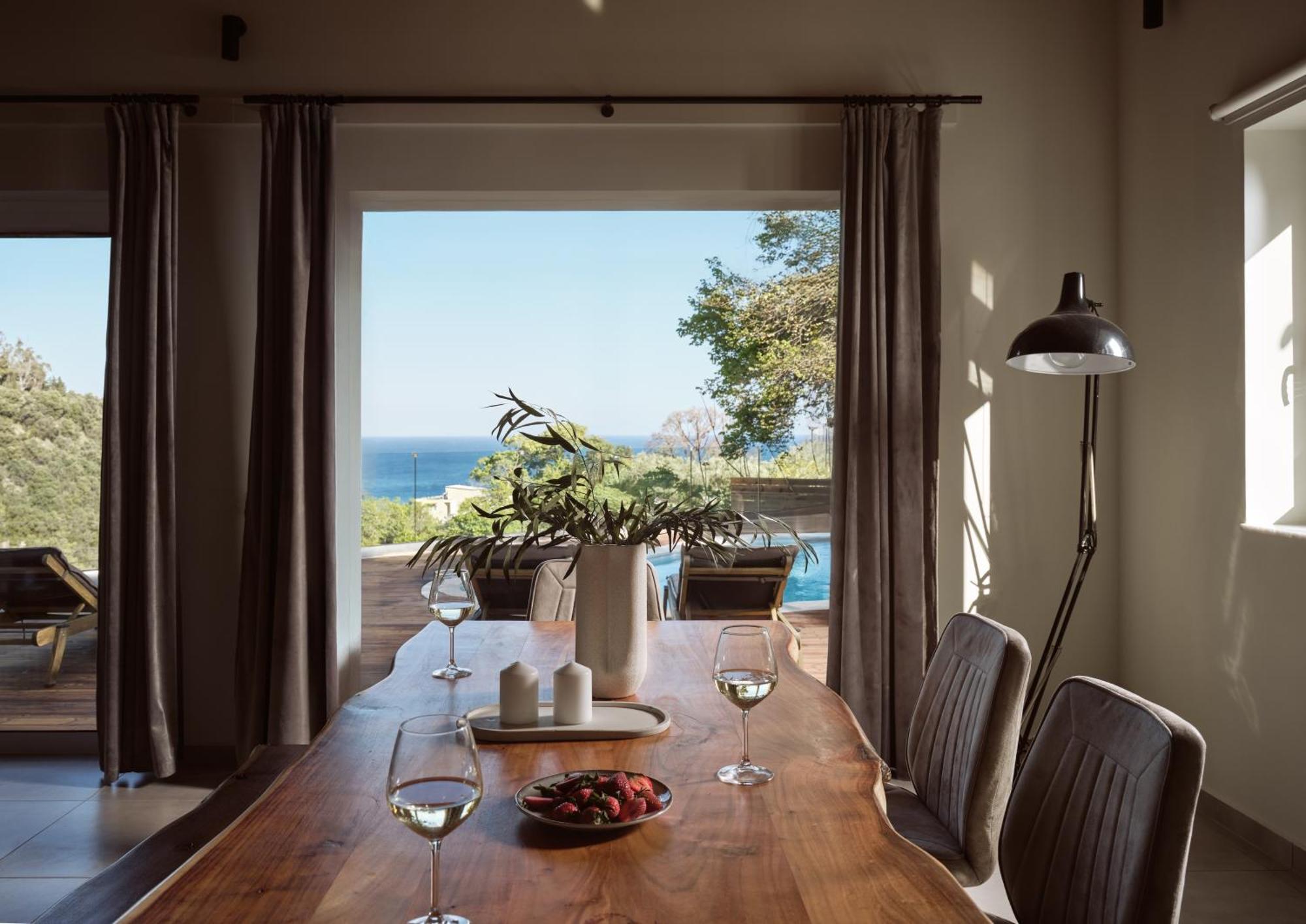 Chris & Jo Villas, Enchanting Escapes, With Heated Pools & Seaviews By Thinkvilla مدينة زاكينثوس المظهر الخارجي الصورة